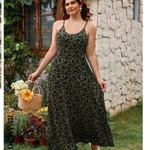 NWOT - Shein Curve Green and Black Floral Velvet Maxi Dress